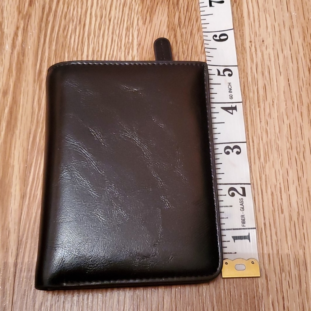 Wallet - Picture 2 of 5